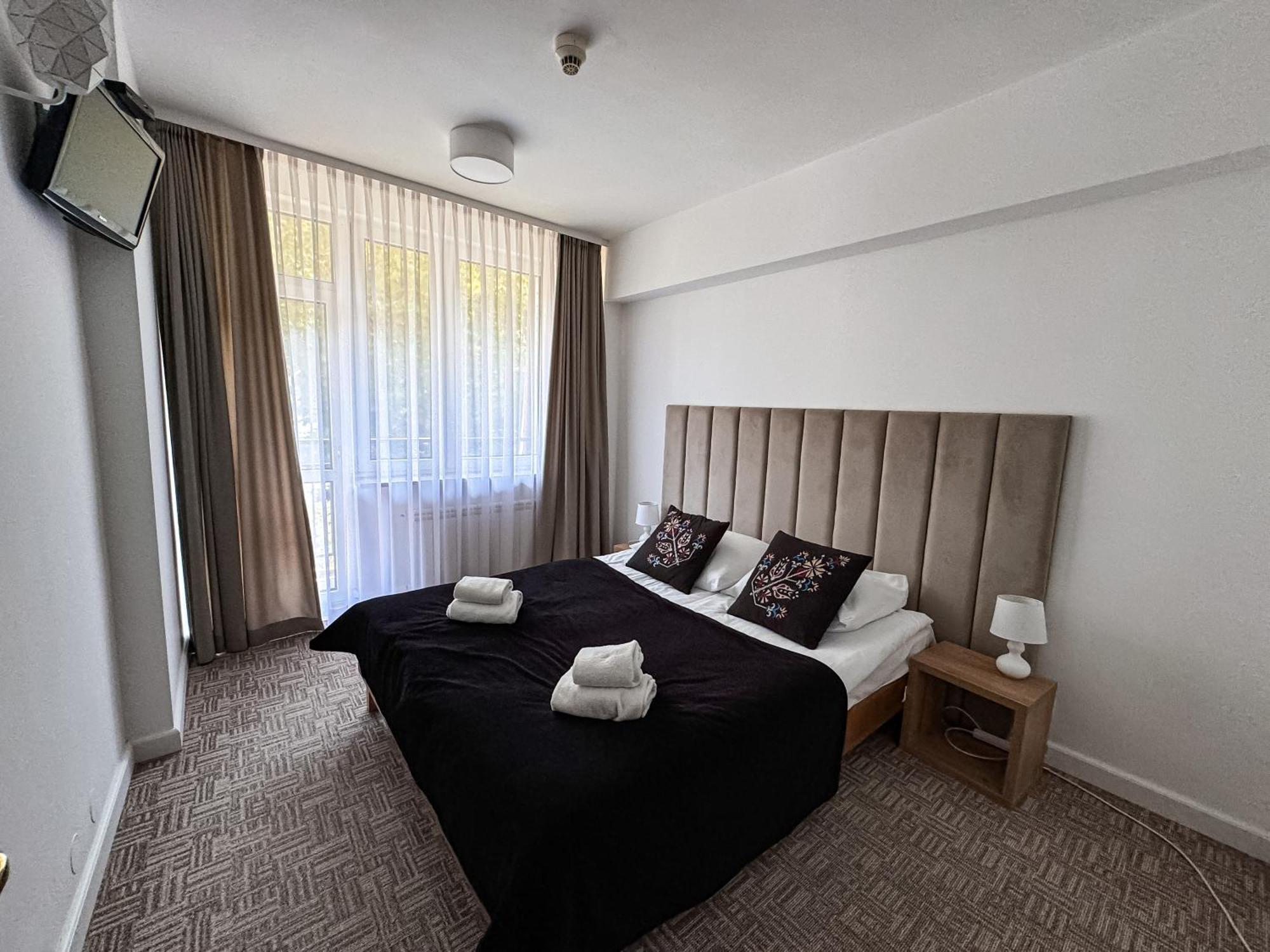 Hotel Echo Cedzyna Экстерьер фото
