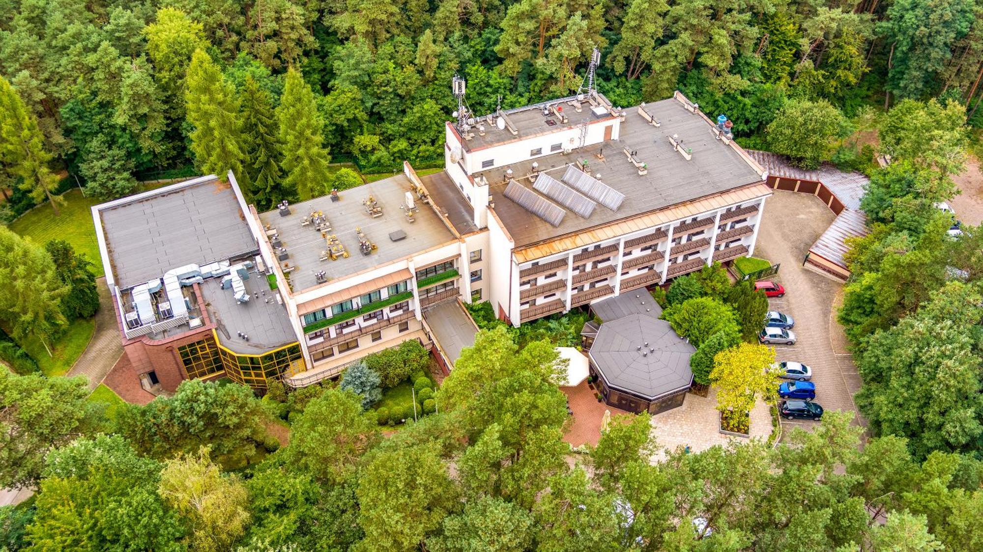 Hotel Echo Cedzyna Экстерьер фото