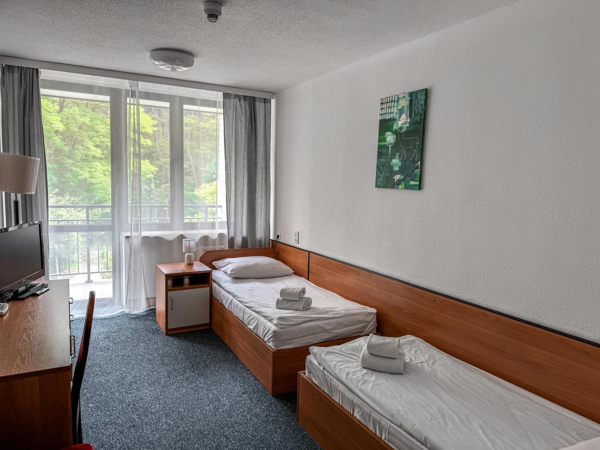 Hotel Echo Cedzyna Экстерьер фото